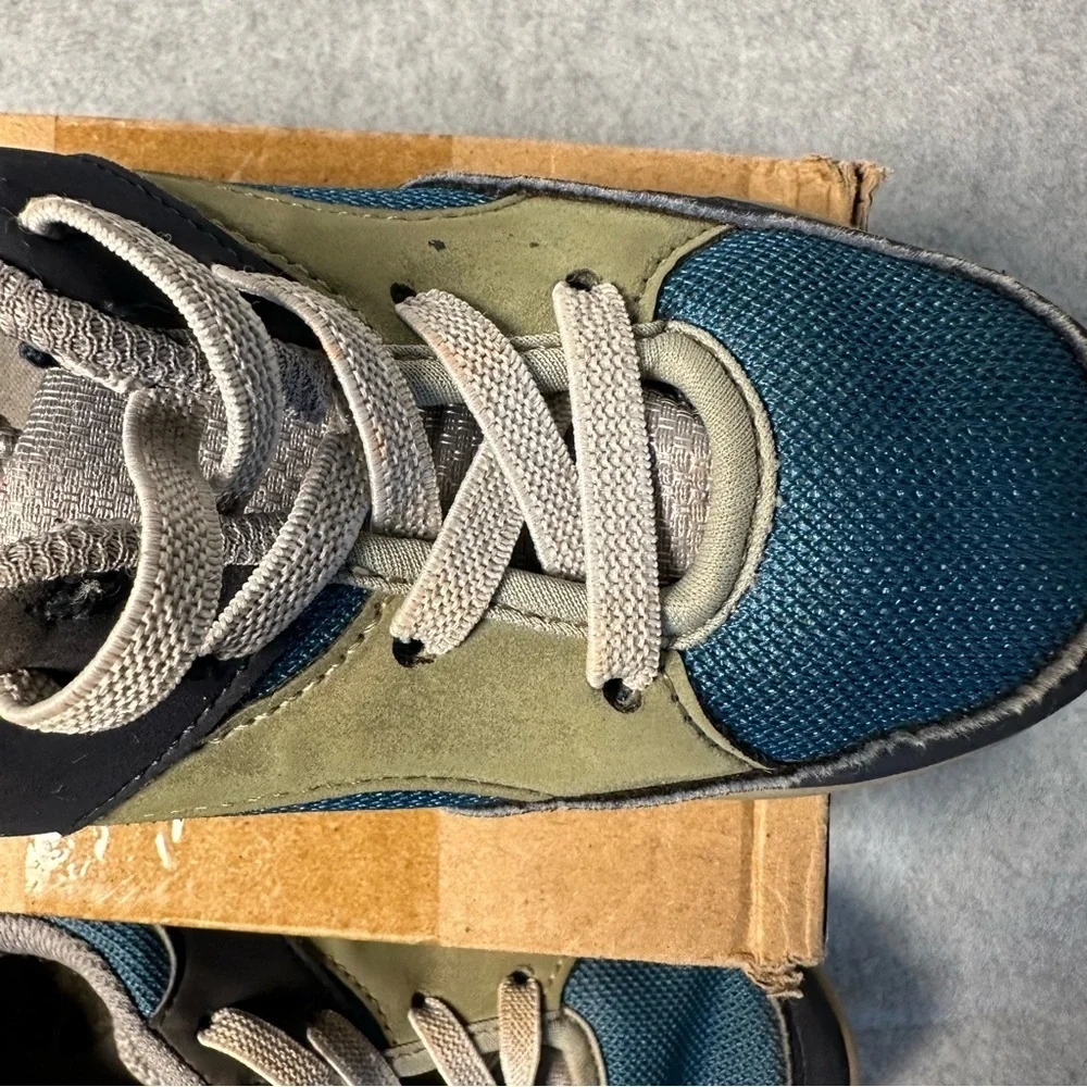 OshKosh B'gosh Fable Kids Sneakers Blue Green Colorblock Size 12M